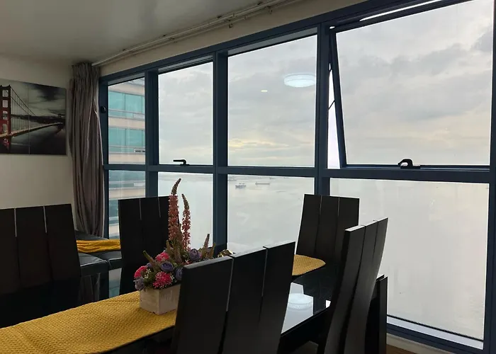 2br Grand Riviera By Mrsayla Aparthotel Manila