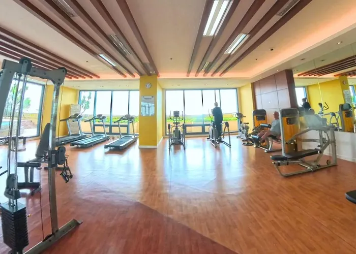 Aparthotel 2br Grand Riviera By Mrsayla Manila