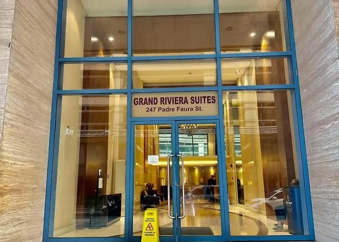 2br Grand Riviera By Mrsayla Aparthotel